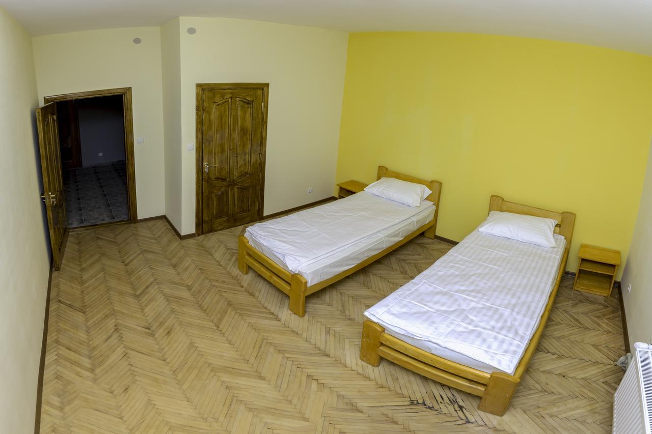 Dream Hostel Carpathians ラーヒフ エクステリア 写真